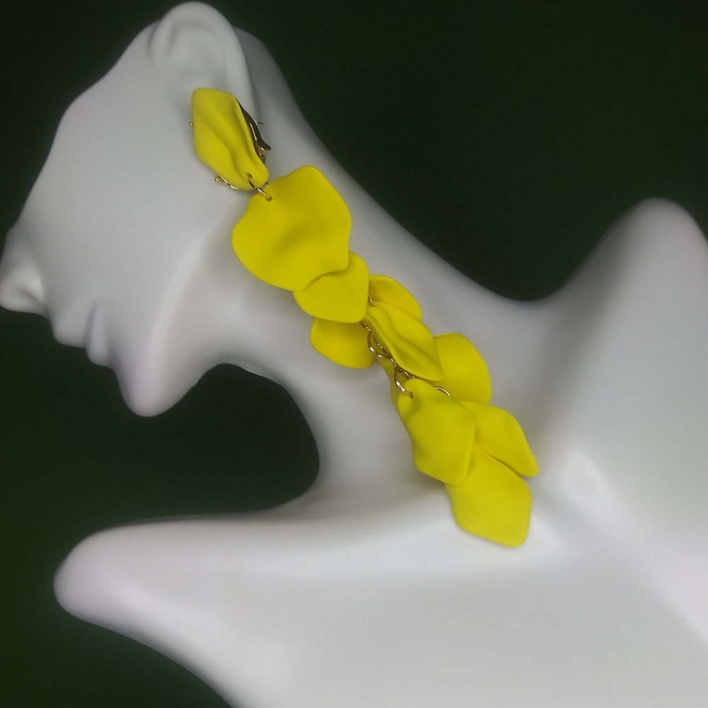 Petal Earrings